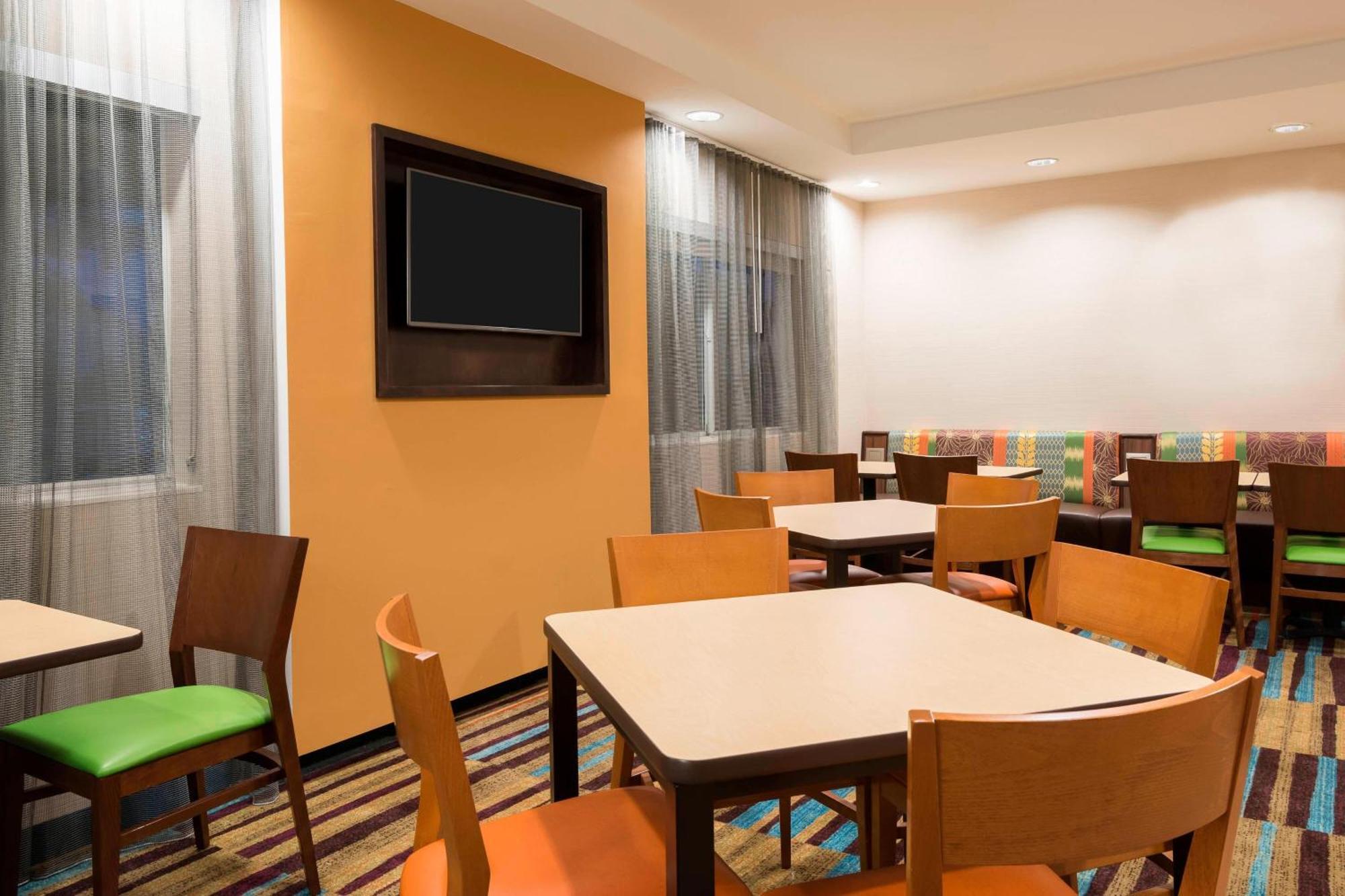 Fairfield Inn And Suites Mobile Exteriör bild